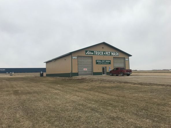 1501 Midwest Ave, Alton, IA 51003